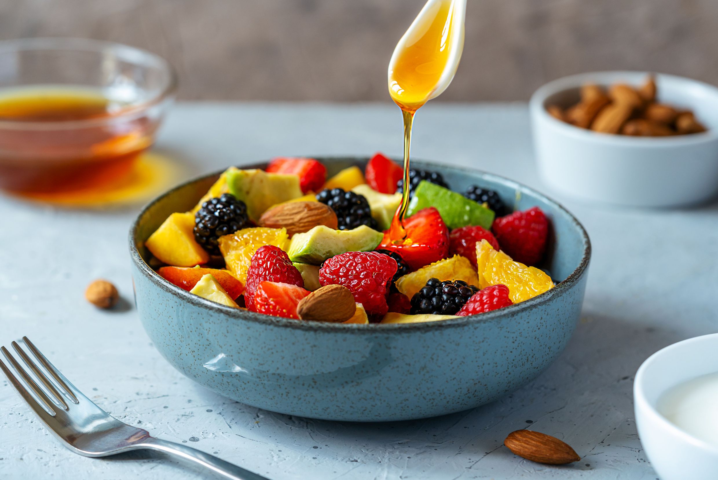 Fruchtsalat mit Nüssen