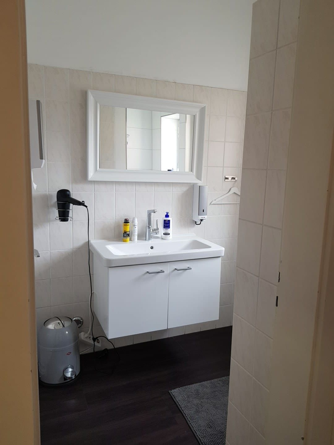 Genommen Meines Mädchen Zu Hause Im Badezimmer Genommen Meines Mädchen Zu Hause Im Badezimmer